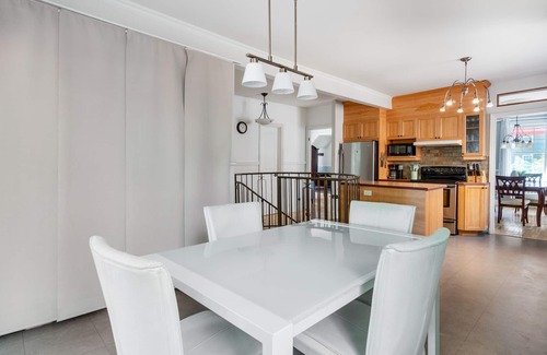 La Cite-Limoilou House | Québec City center, at 15 minutes from everything, 4 chamber, SPA, pool table
