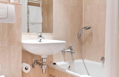 Rogier Hotel | Queen Anne Hotel