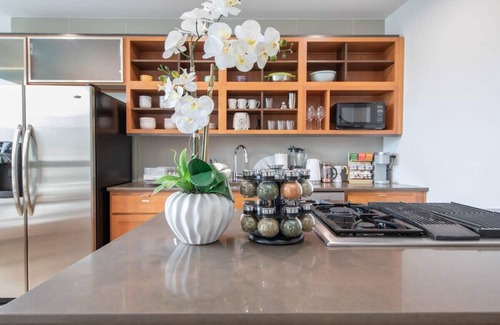 East Queen Anne House | Queen Anne Modern Family Home Free Parking - SLU - Gym