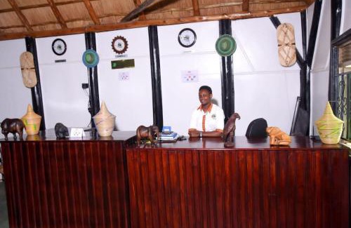 Kasese Hotel | QUEEN ELIZABETH CULTURE CENTRE kasese