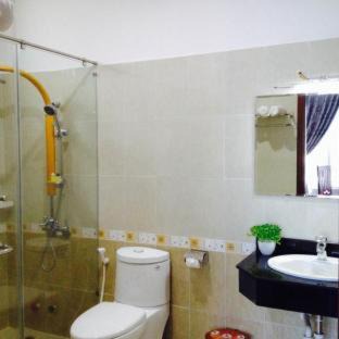 Vung Tau Hotel | Queen Garden Hotel & Apartment