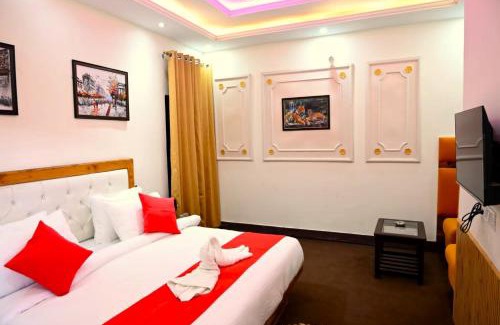 Nainital Hotel | Queen Hill Luxury Mountain View Resort by Anvi in Nainital