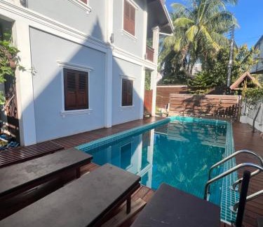 Luang Prabang Hotel | Queen Hotel