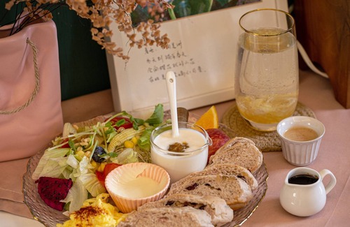 Hualien City Centre Hotel | Queen Love