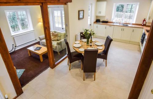 Winchcombe House | Queen Mary