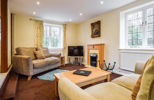 Winchcombe House | Queen Mary