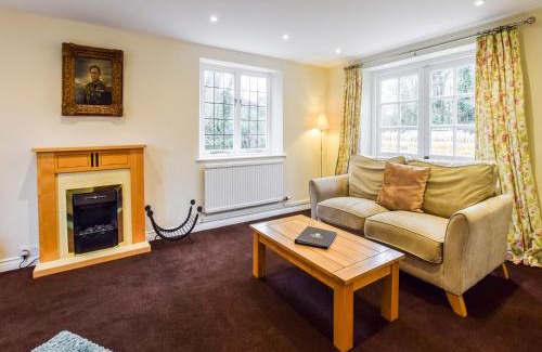 Winchcombe House | Queen Mary