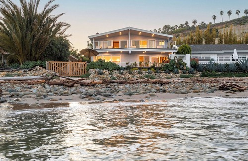 Carpinteria House | "Queen of the Coast" Beachfront Oasis in Rincon Point