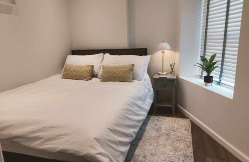 Cardigan House | Queen's Apartment in Cardigan, Cardigan Bay