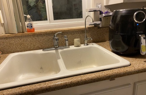 Hacienda Heights House | Queen Suite full bath view minute to school shopping etc .優雅套房。交通方便。