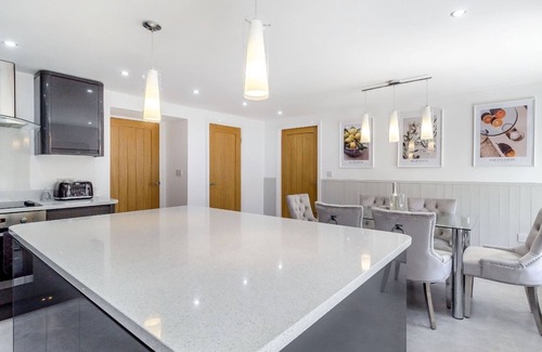 Eastgate Cottage | Queen Victoria Suite