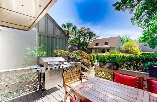 Palmetto Dunes Apartment | Queens Grant 684