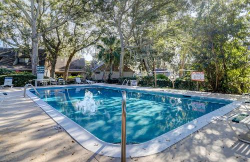 Palmetto Dunes Apartment | Queens Grant 684