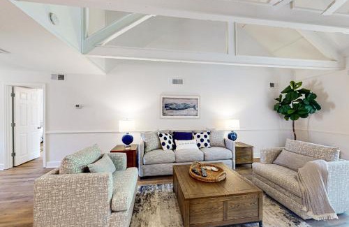 Palmetto Dunes Apartment | Queens Grant 684