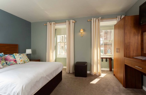 Berwick-upon-Tweed Hotel | Queens Head Hotel
