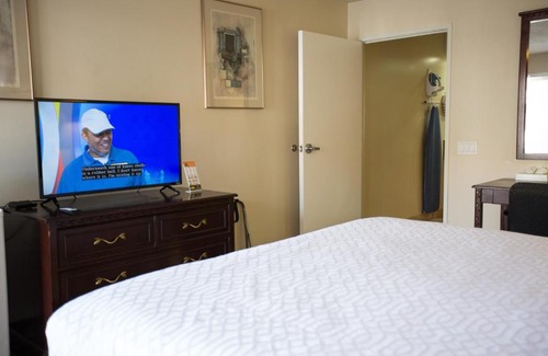 Anaheim Resort Hotel | Queens Inn Anaheim