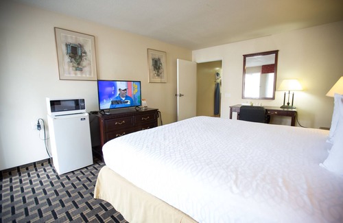 Anaheim Resort Hotel | Queens Inn Anaheim