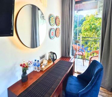 Kandy Hotel | Queens mount