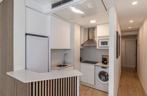Recoletos Apartment | Queens Serrano