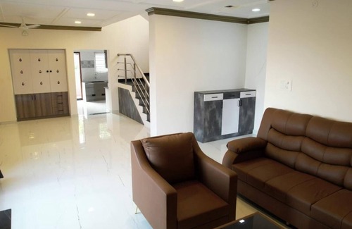 Manjakuttai Resort | Queens Villa
