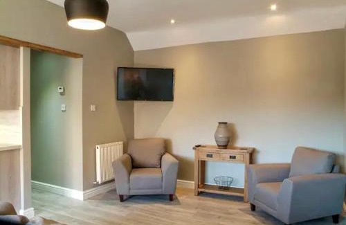 Beverley Apartment | Queensgate Holiday Apartment , Beverley with parking