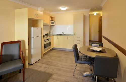 Ascot Hotel | Quest Ascot