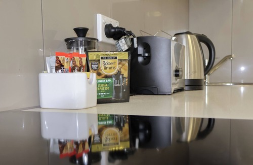 Albion Apartment | Quest Breakfast Creek