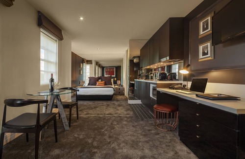 East Melbourne Apartment | Quest East Melbourne