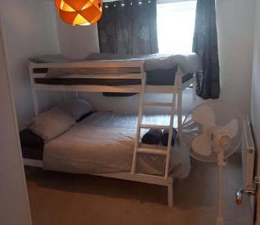 Dartford Apartment | Quibid Cozy Corner Escape QS018