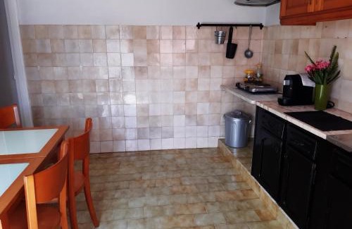 Cardielos Ski Chalet | Quiet 1 bed house with kitchen Viana do Castelo