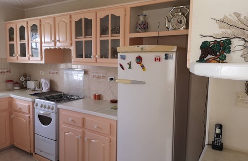 Oistins Apartment | Quiet 2 Bed Apartment