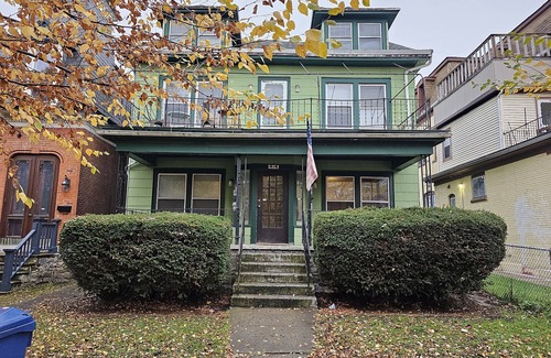 Front Park Apartment | Quiet 2 bedroom