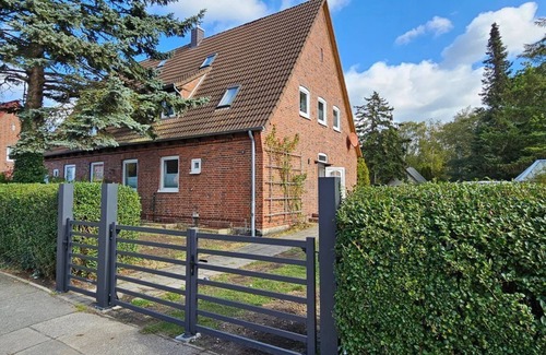 Markgrafenheide Apartment | Quiet 2 room apartment with WLAN on the first floor - MH5 - Markgrafenheide
