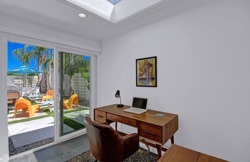 Araby Commons Condo | Quiet 3 bedroom 2 bath Sherwin Barton design Condo in Gardens Villas East - Gard