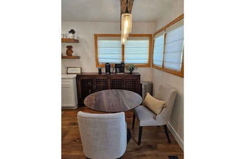 Atascadero House | Quiet 3-bedroom house in Atascadero 'Wine Country' with WiFi, AC, Jacuzzi