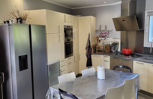 Morta Villa | Quiet, air-conditioned villa with private pool 5 minutes from sea and mountains.