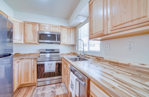 Midtown Anchorage Apartment | Quiet Anchorage Retreat, 4 Mi to Earthquake Park