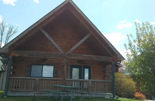 Warrens Cabin | Quiet And Beautiful!