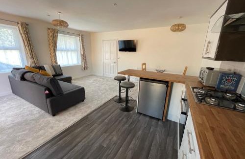 Hereford Apartment | Quiet and central modern new build bungalow