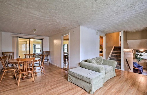 Stone Mountain House | Quiet and Convenient Home 6 Mi to Stone Mtn!