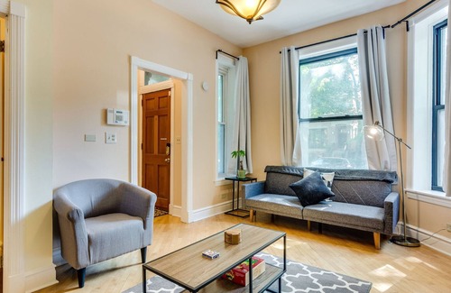 Wicker Park Apartment | Quiet and Cozy Bucktown Apartment is the Perfect Base for Your Windy City Excursions by RedAwning