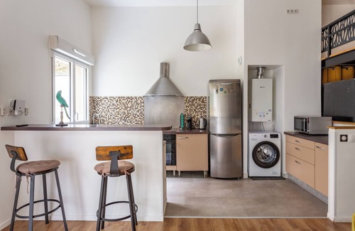 Le Pre-Saint-Gervais Apartment | Quiet and Welcoming Loft Metro Hoche Paris