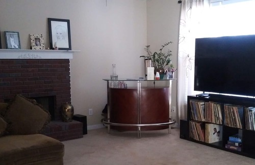 Lawrenceville House | Quiet and friendly place.