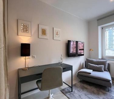 Friedrichstadt Apartment | Quiet and sunny studio in absolut city center