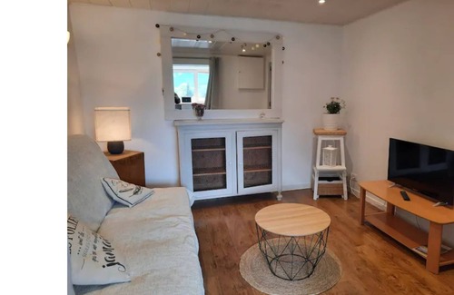 Riviere-sur-Tarn Apartment | Quiet apartment/garden/teleworking position