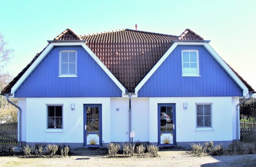 Ostseebad Prerow Apartment | Quiet apartment, located close to the center, with garden for communal use
