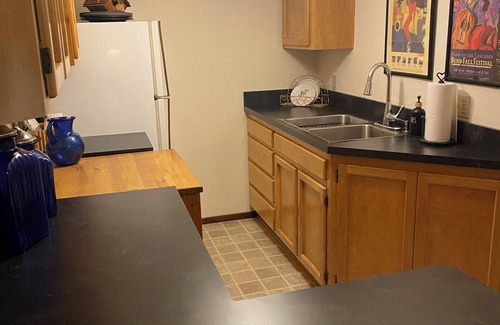 Sunriver Apartment | Quiet apt-cabin on Deschutes River