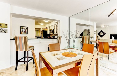 Fernandina Beach House | Quiet, Beautifully Updated Amelia Island Townhouse - Only 5 Minute Walk to Beach!