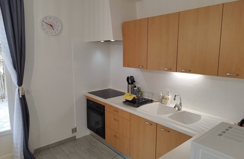 Saint-Andre Apartment | Quiet & bright 5 mins from the beach and Albères