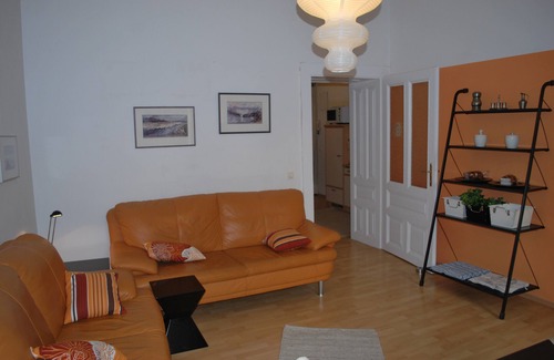 Wahring Apartment | quiet but central flat, 75qm, excellent infastructure, dogs allowed